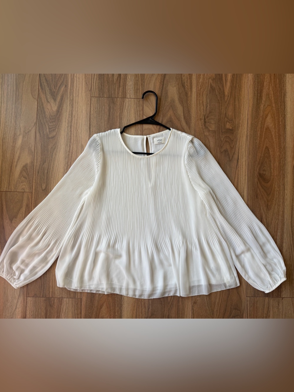 Aritzia Wilfred Daydreamer Pleated Chiffon Blouse